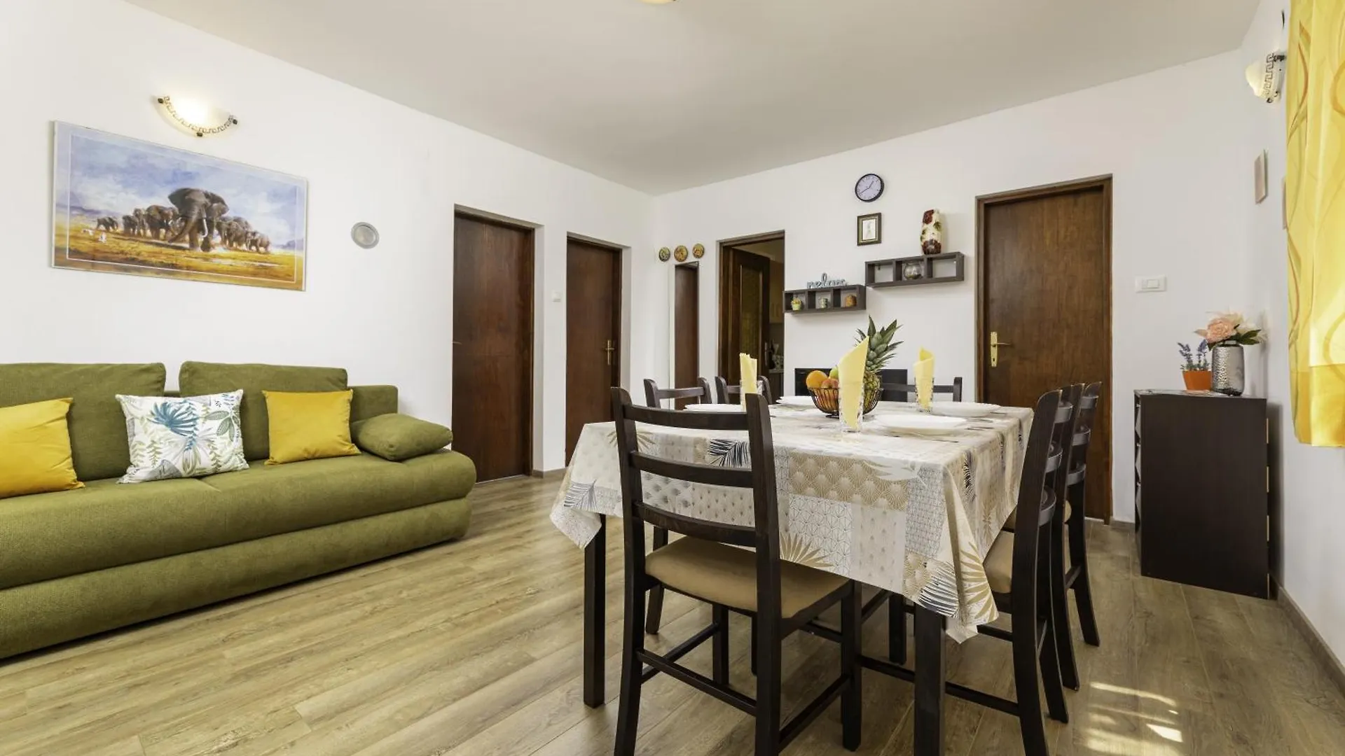 Apartments With A Swimming Pool , Krk - 22249 Sveti Vid-Miholjice
