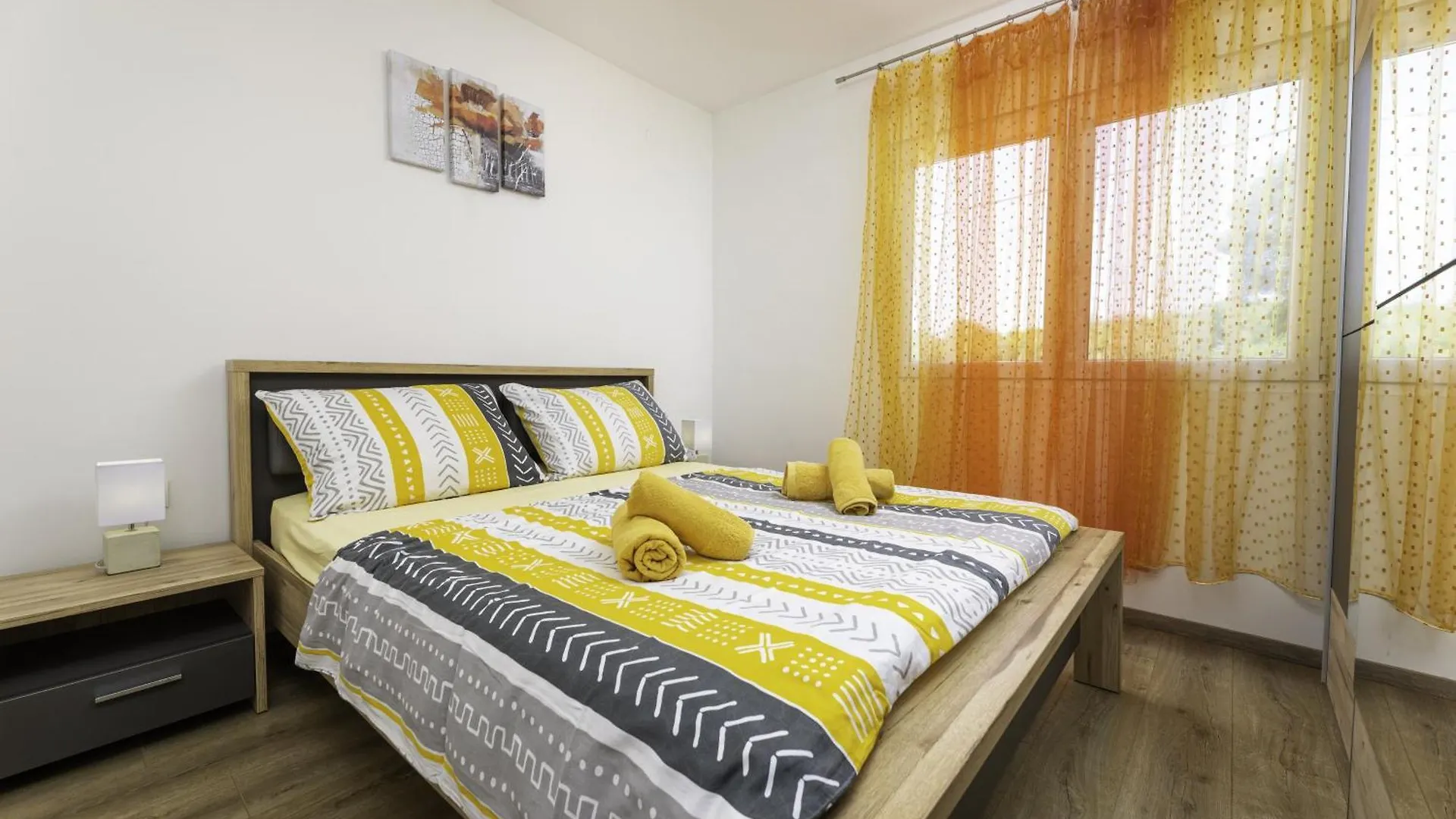 Apartments With A Swimming Pool , Krk - 22249 Sveti Vid-Miholjice