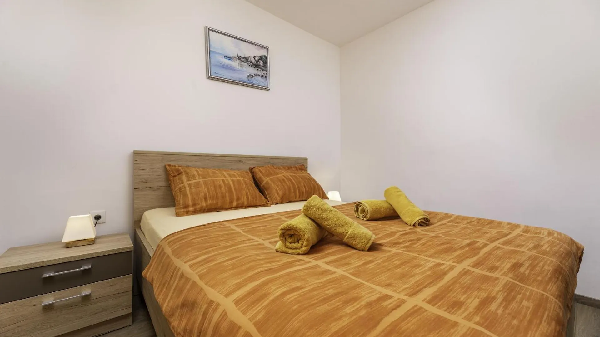 Apartments With A Swimming Pool , Krk - 22249 Sveti Vid-Miholjice