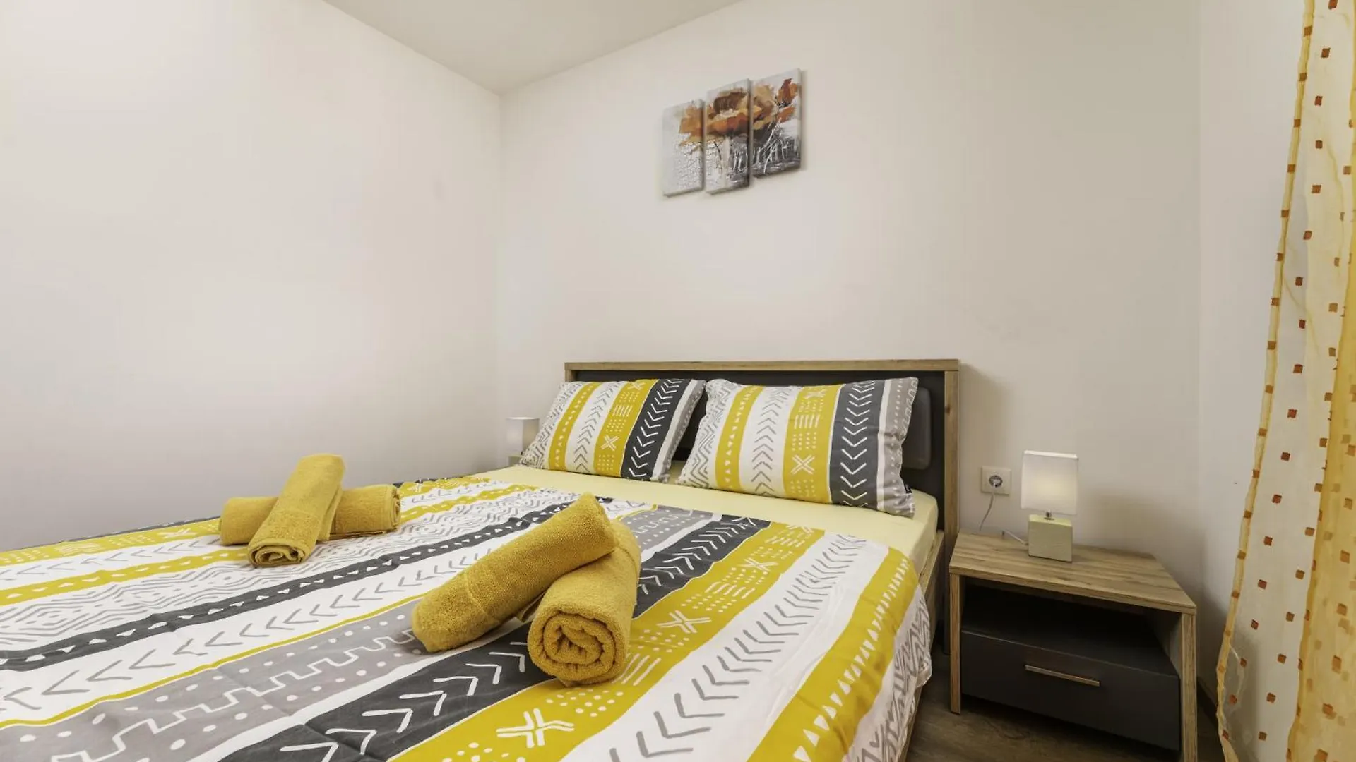 Apartments With A Swimming Pool , Krk - 22249 Sveti Vid-Miholjice